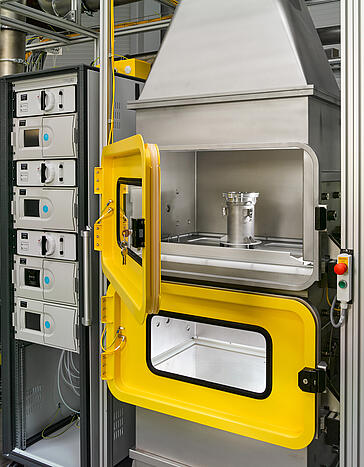 FCT 113 Brennstoffzellen Ansaugluftfilter Pr&uuml;fstand, Detailaufnahme